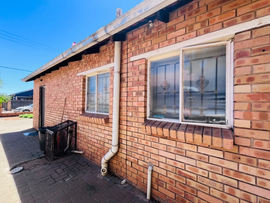 3 Bedroom Property for Sale in Grasslands Free State